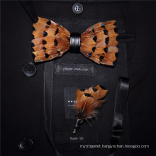 Factory Outlet 100% Hand-Made Natural Feather+PU Men′s Neck Knot